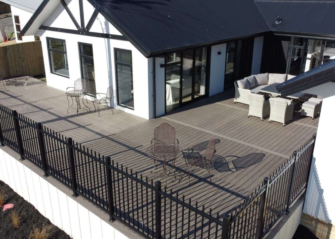 DuraPanel Vecta deck - Johnson Fencing Christchurch project